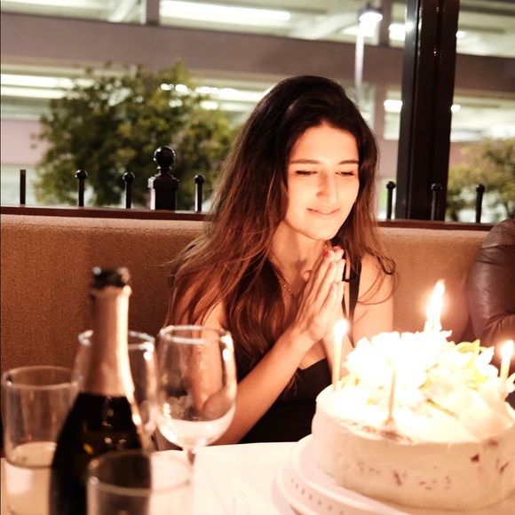 Make an offer on anything you like! - Picture 2 of 5